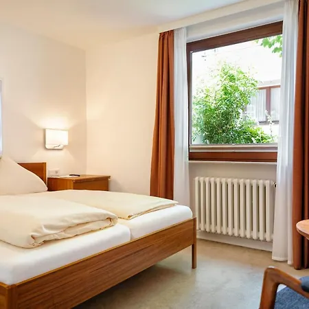 Pensjonat Haus Rooad Weeter 4*